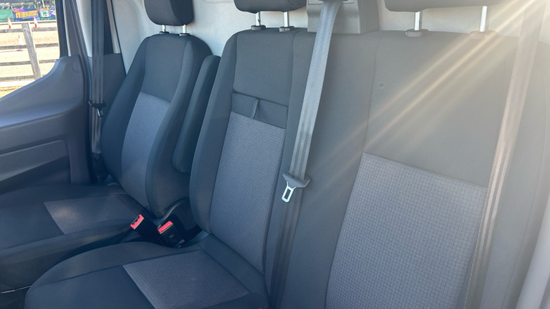 Ford Transit 350 L3 Diesel Fwd 2.0 EcoBlue 130ps H2 Leader Van Auto